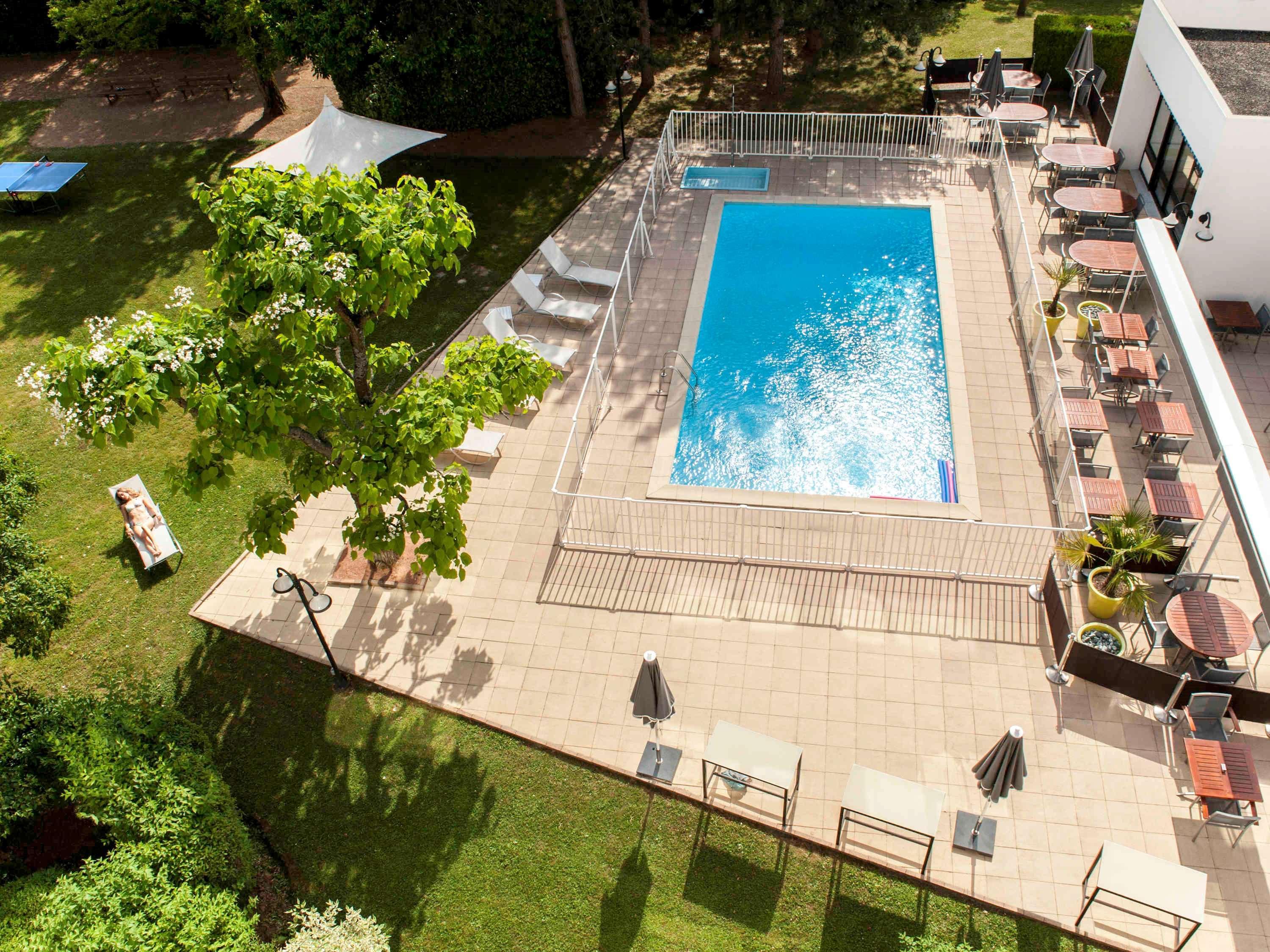 B&B Hotel Lyon Nord 4 Etoiles 达迪利 外观 照片