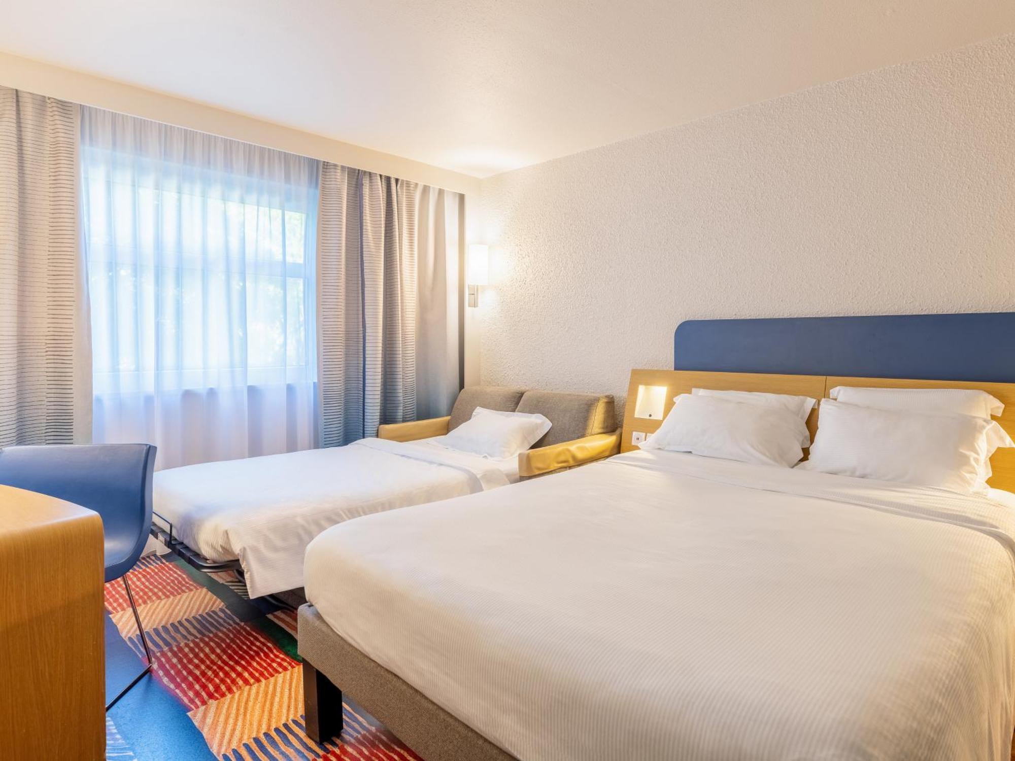 B&B Hotel Lyon Nord 4 Etoiles 达迪利 客房 照片